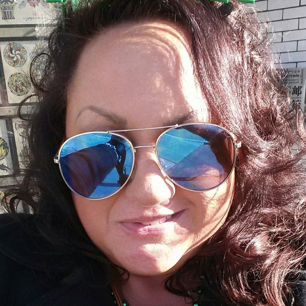 Meet your Posher, Roxy